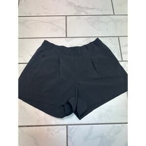 Athleta textured Brooklyn shorts W6 all black